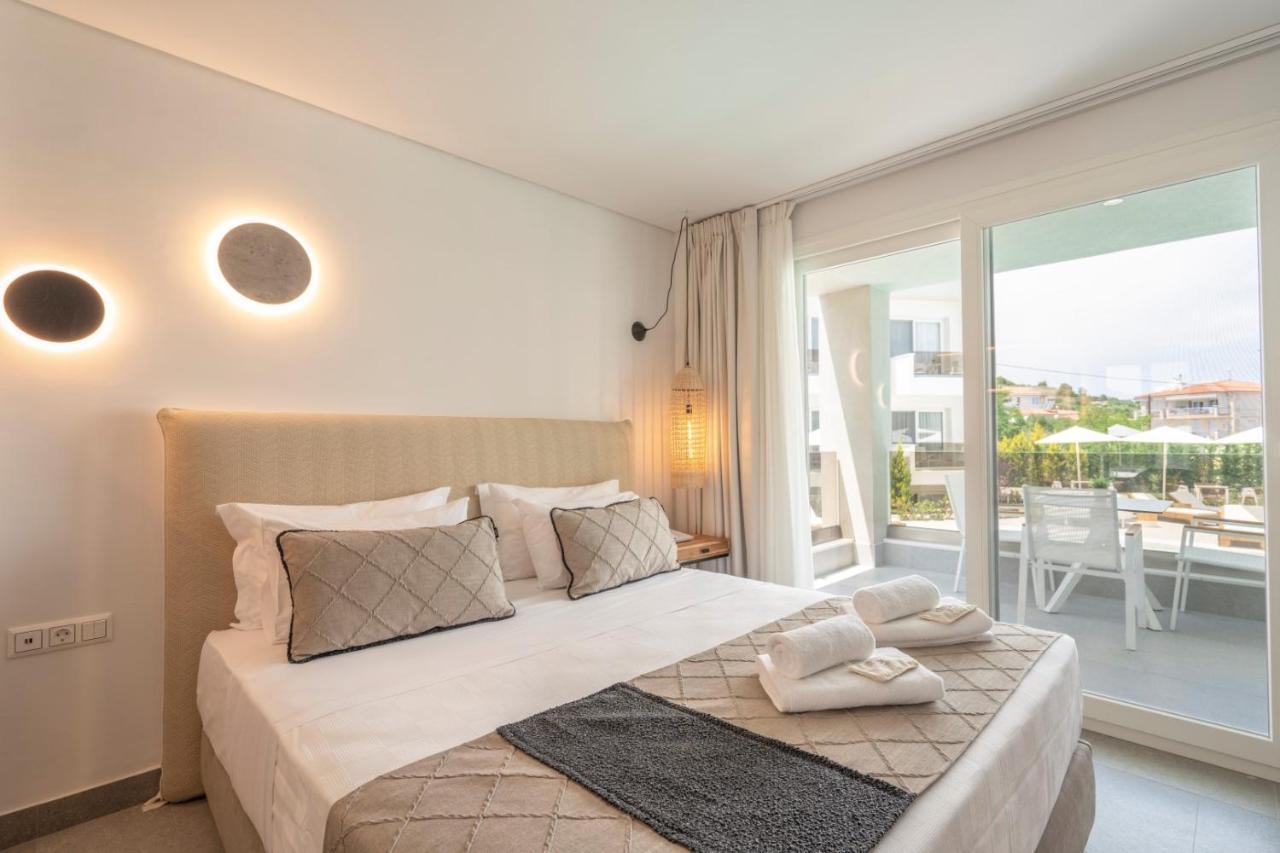 Mirablue Luxury Residences (Adults Only) Pefkochori Eksteriør billede